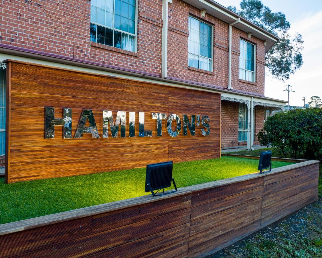 Hamilton'S Queanbeyan Motel Exterior foto